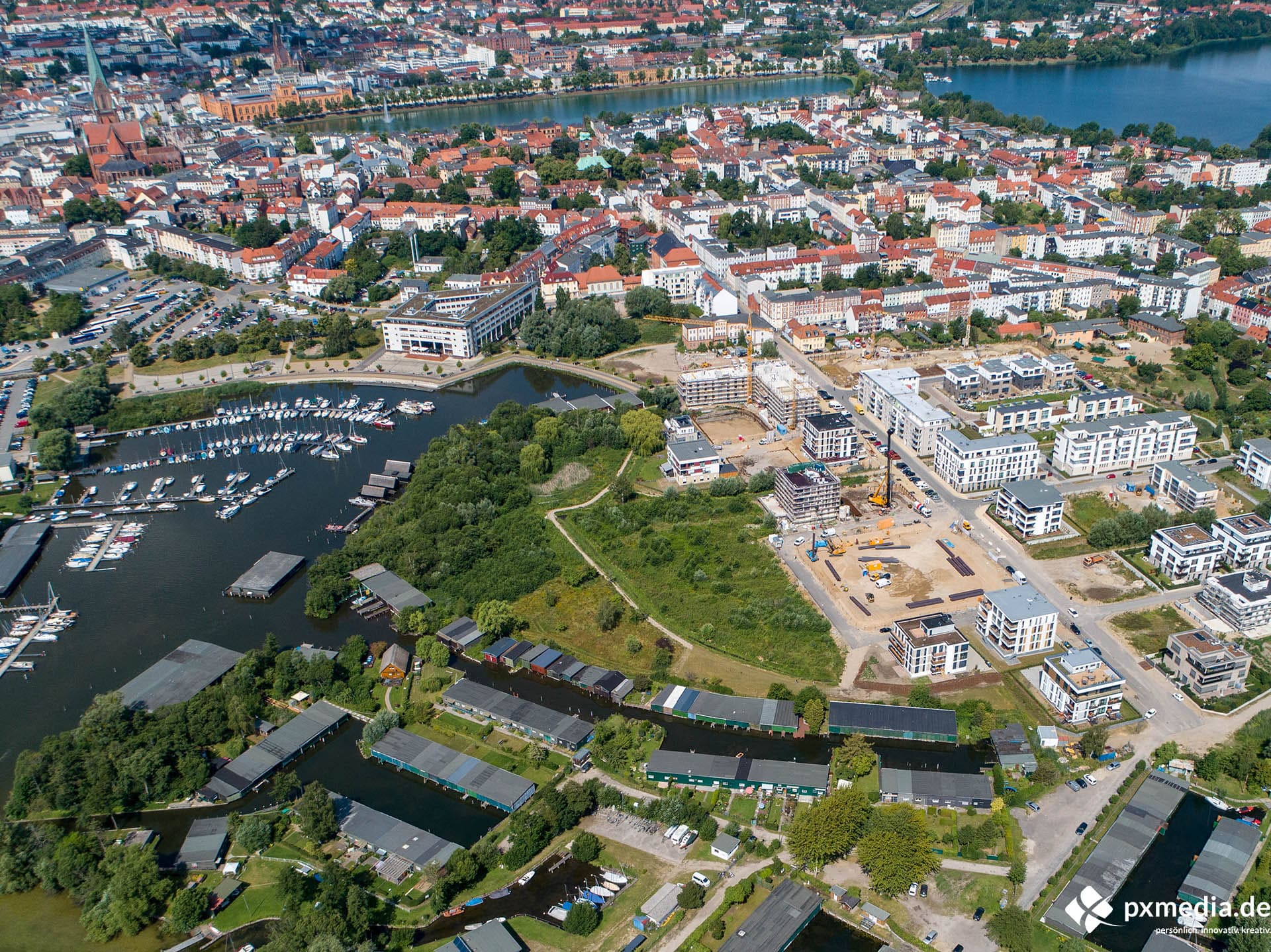 Verschiedenste Drohnen-Fotos in Schwerin — Fotografie