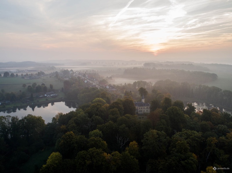 Verschiedenste Drohnen-Fotos in Schwerin